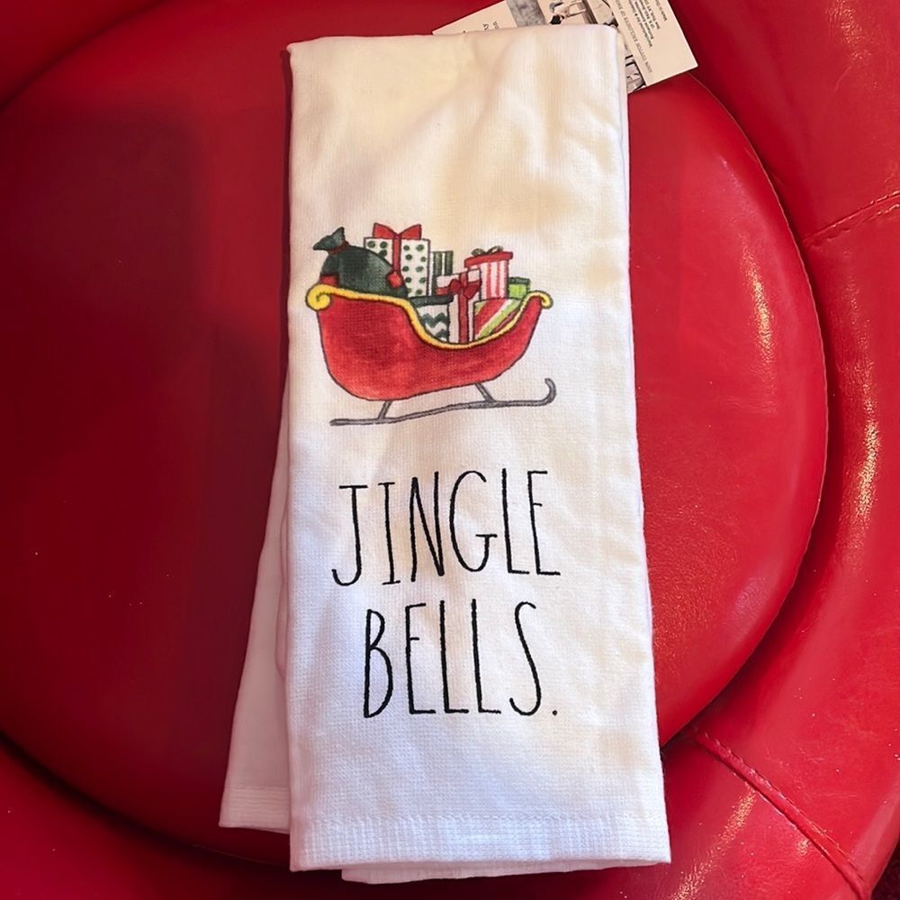 NWT Rae Dunn Christmas kitchen towels